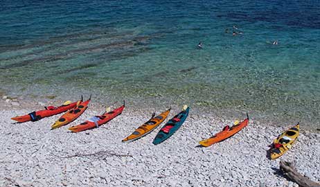 Organizirane kayaking ture po Korčuli - Agencije